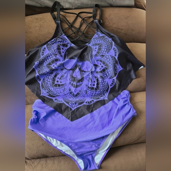 DRESSFO Purple And Black Skull Print Bikini #809 NWOT - Picture 2 of 7